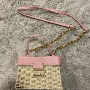 COPY - Pink wicker purse